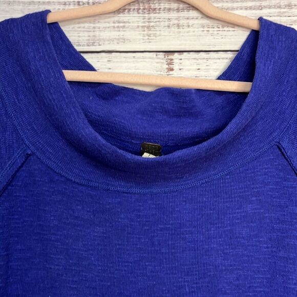 We the Free Women’s Large Sweater Off Shoulder Tunic Purple **FLAW** - Picture 5 of 10